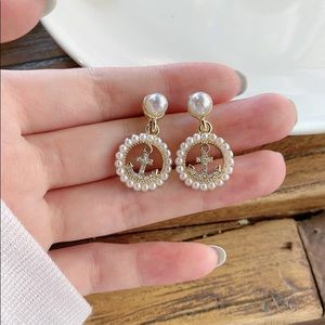 Handmade clip on round shape earrings
